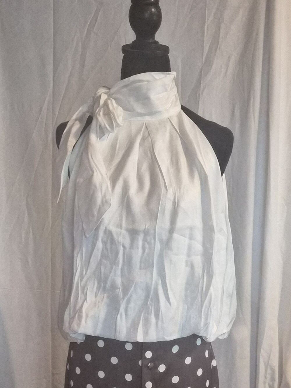 White High Neck Bubble Hem Top Sz Small